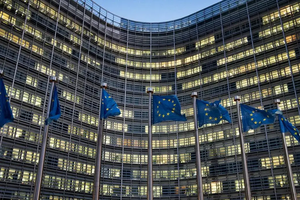 Europe : entre Washington et Pékin, la bataille de la souveraineté